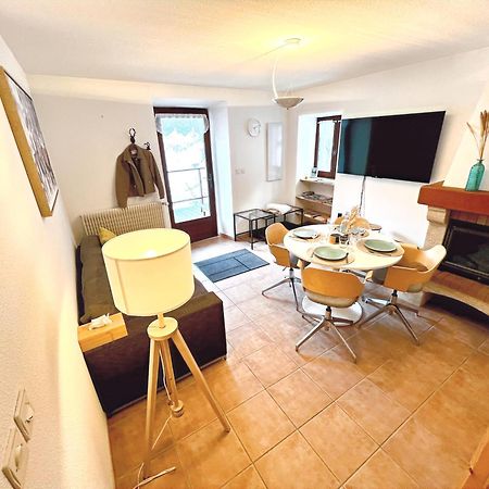 Charmante Maison De Montagne Briançon Esterno foto